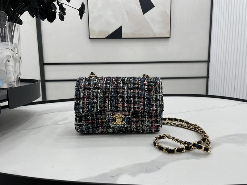 Chanel Handbags 491